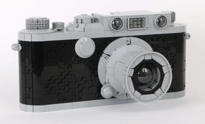 milan-madge-leica-iii