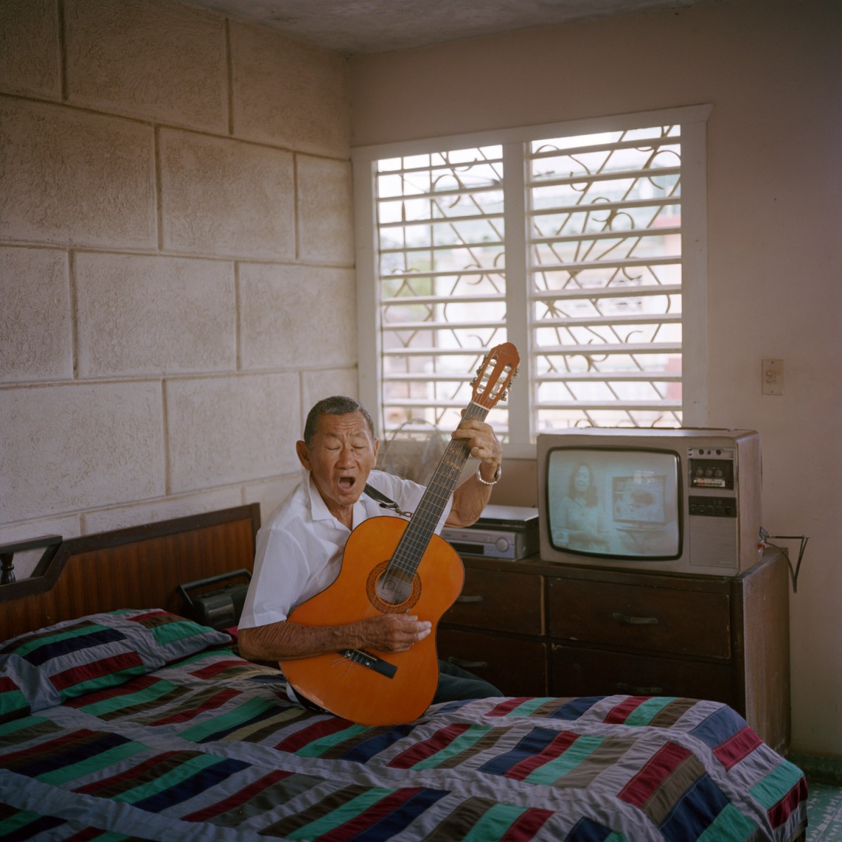 michael-vince-kim_aenikkaeng_18